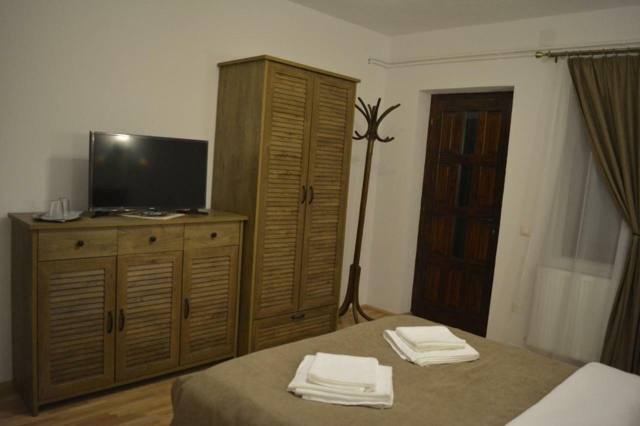 Hotel Casa Muskatli Vendeghaz Sovata Exterior foto