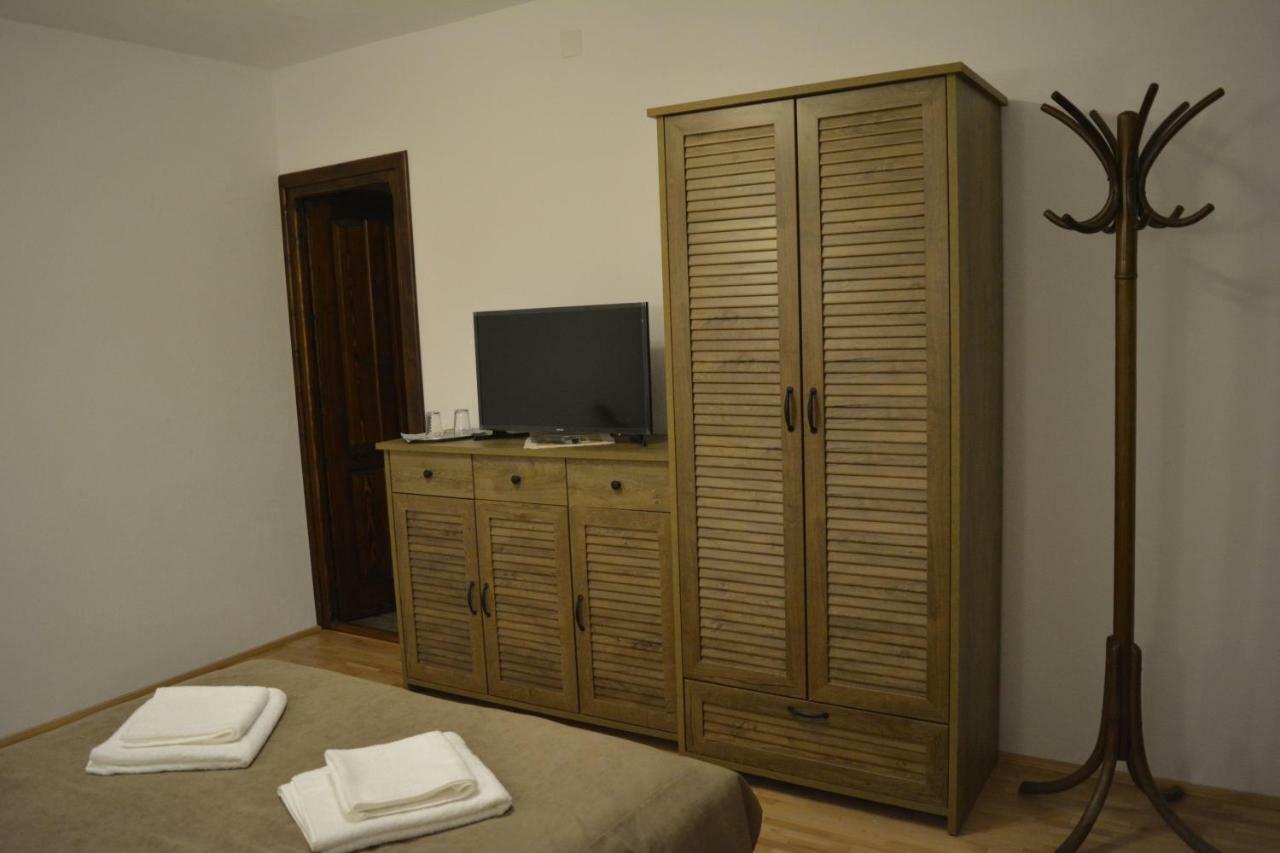 Hotel Casa Muskatli Vendeghaz Sovata Exterior foto